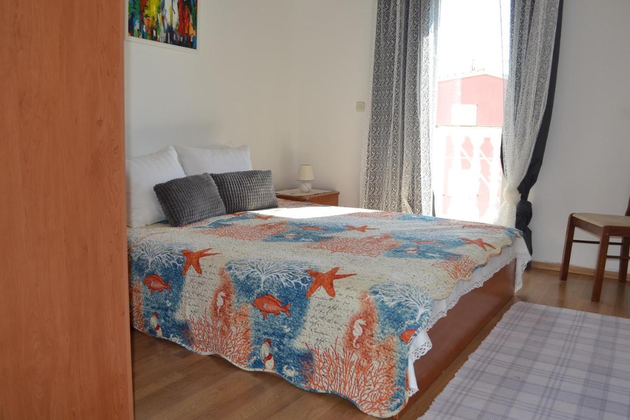 Apartments Lucija ซรีมา ภายนอก รูปภาพ