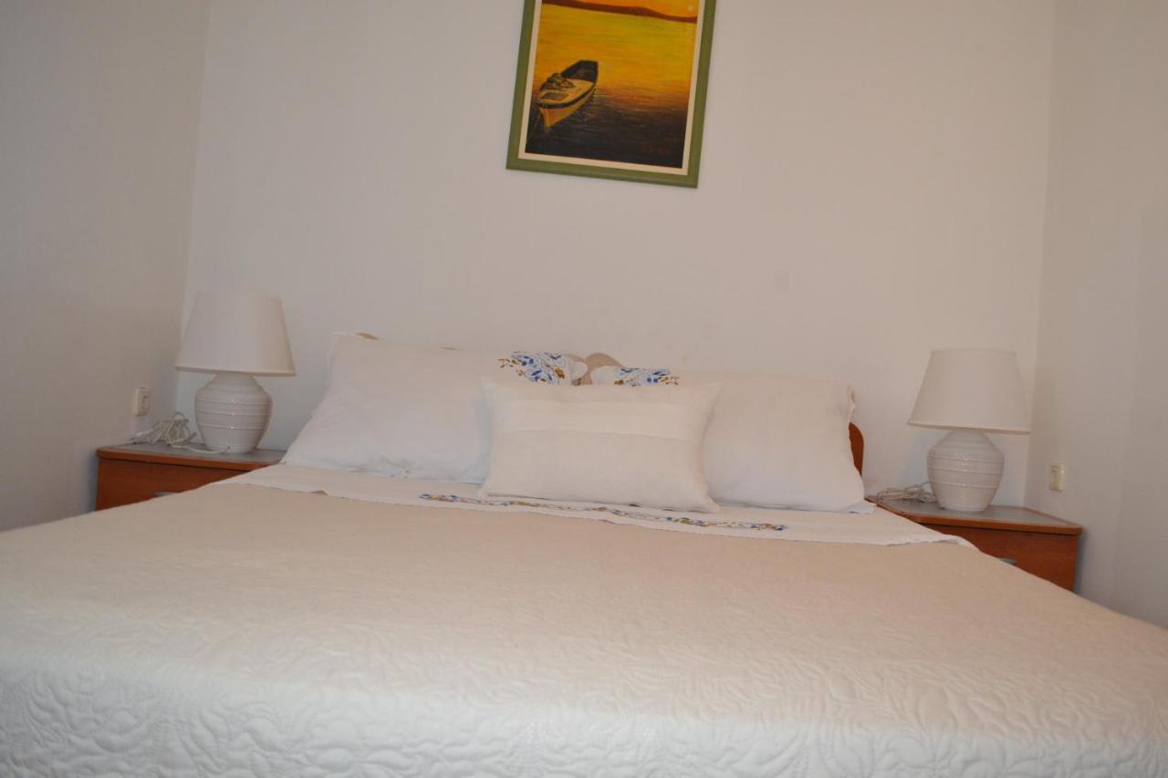Apartments Lucija ซรีมา ภายนอก รูปภาพ