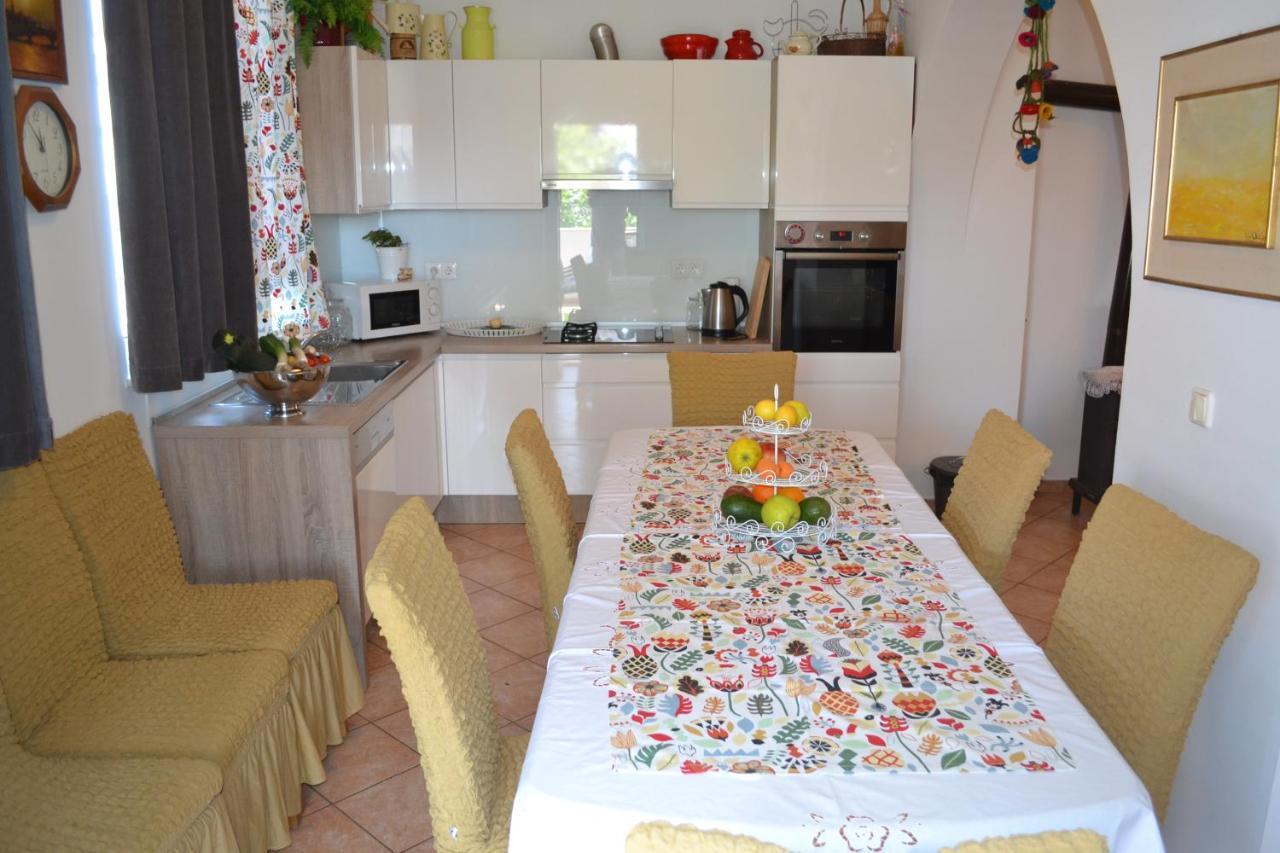 Apartments Lucija ซรีมา ภายนอก รูปภาพ