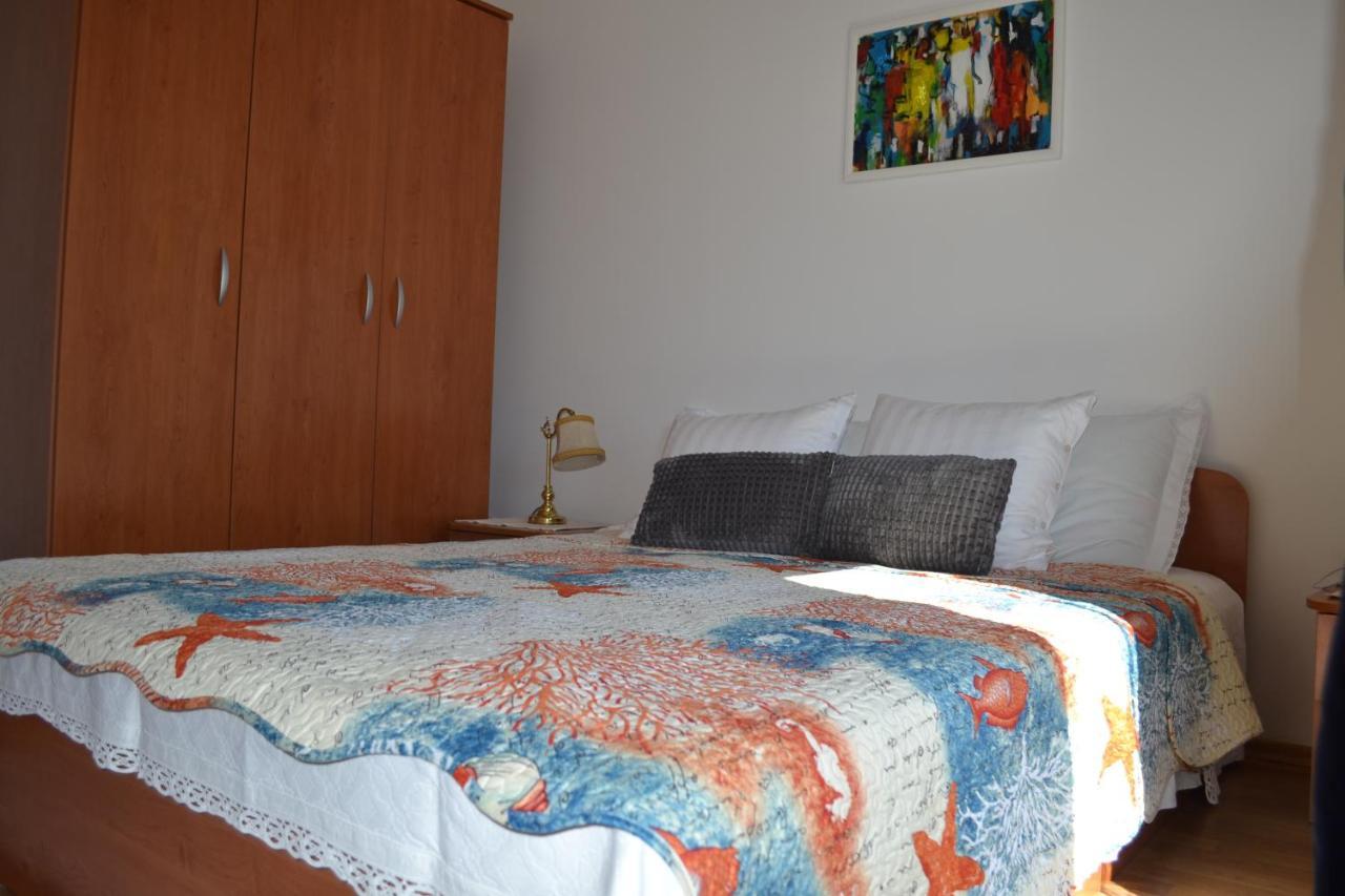 Apartments Lucija ซรีมา ภายนอก รูปภาพ