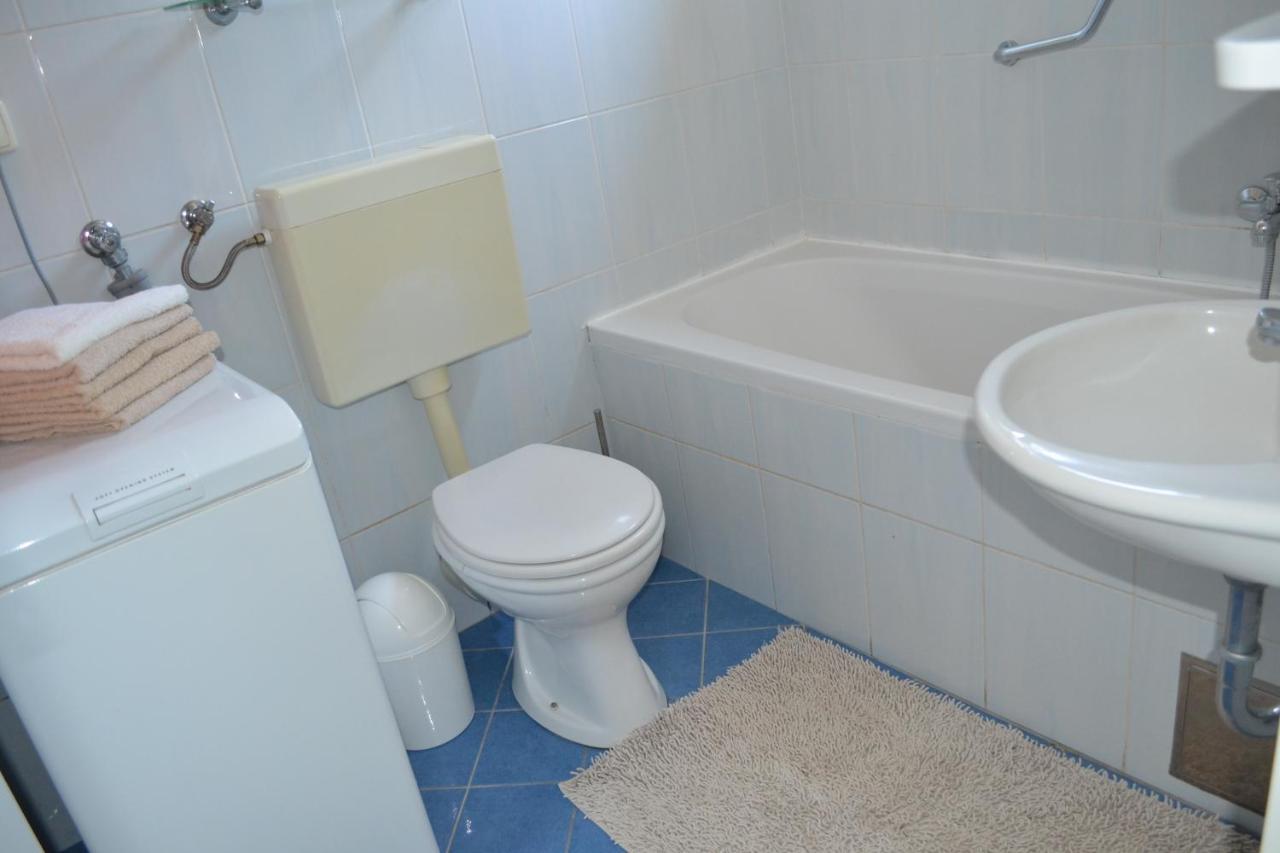 Apartments Lucija ซรีมา ภายนอก รูปภาพ