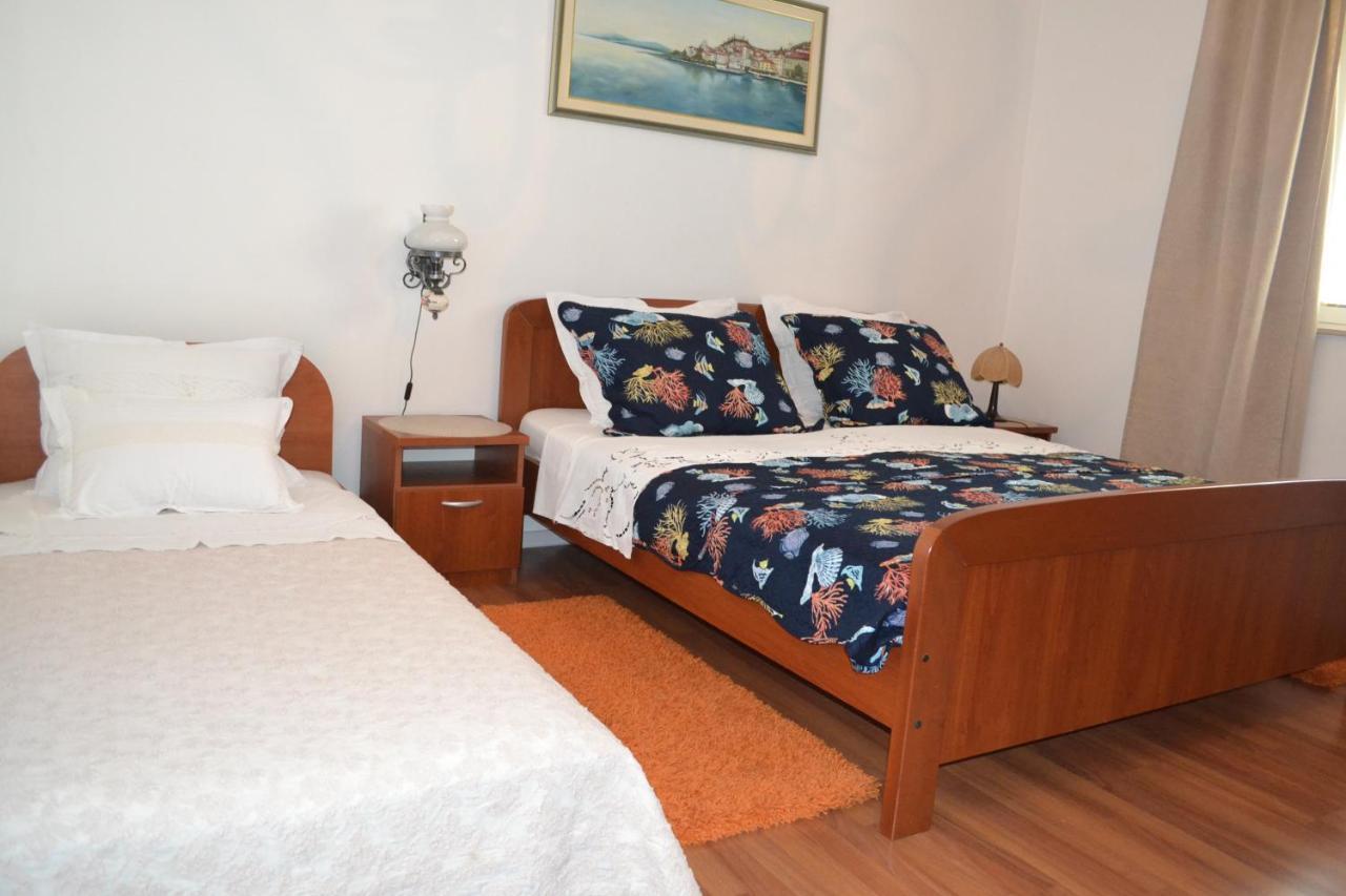 Apartments Lucija ซรีมา ภายนอก รูปภาพ