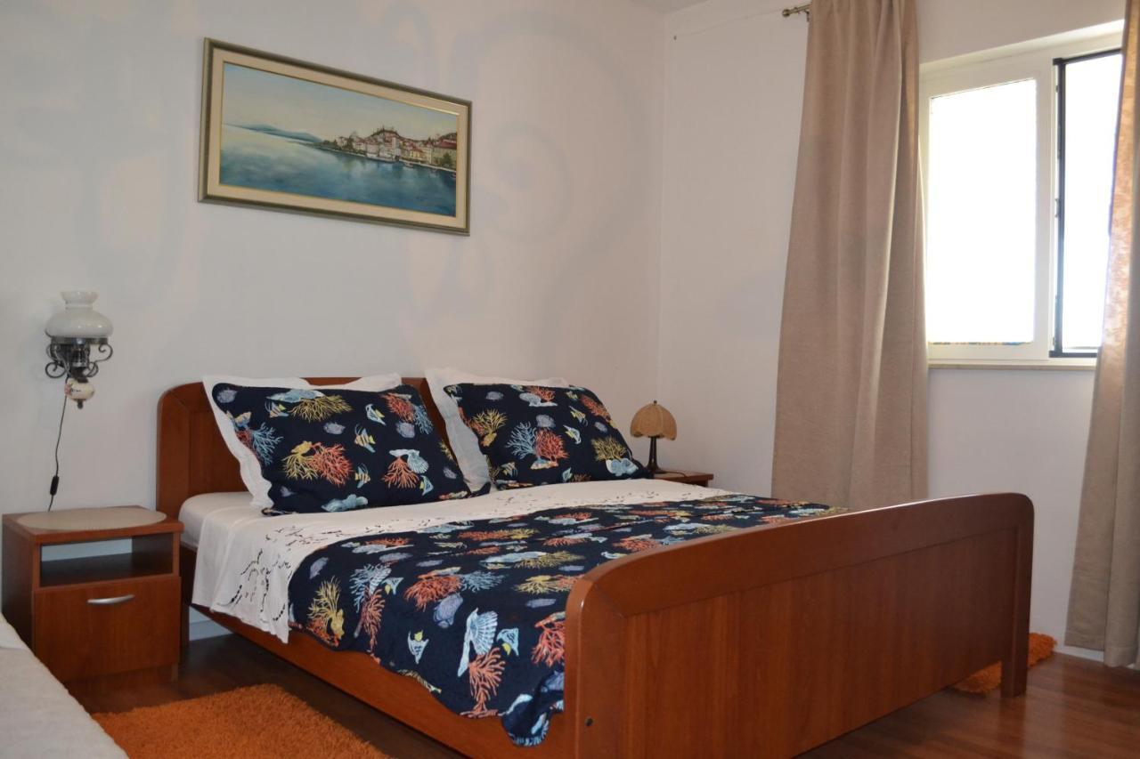Apartments Lucija ซรีมา ภายนอก รูปภาพ