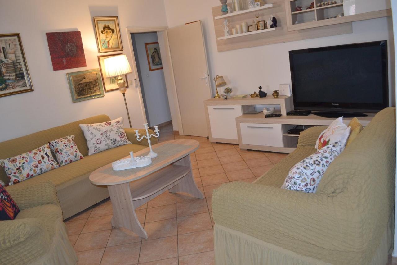 Apartments Lucija ซรีมา ภายนอก รูปภาพ